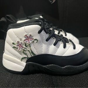 Jordan 12 Retro Floral size 8c